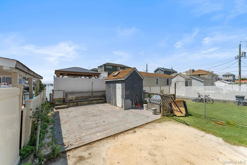 1107 Cross Bay Boulevard thumbnail 13