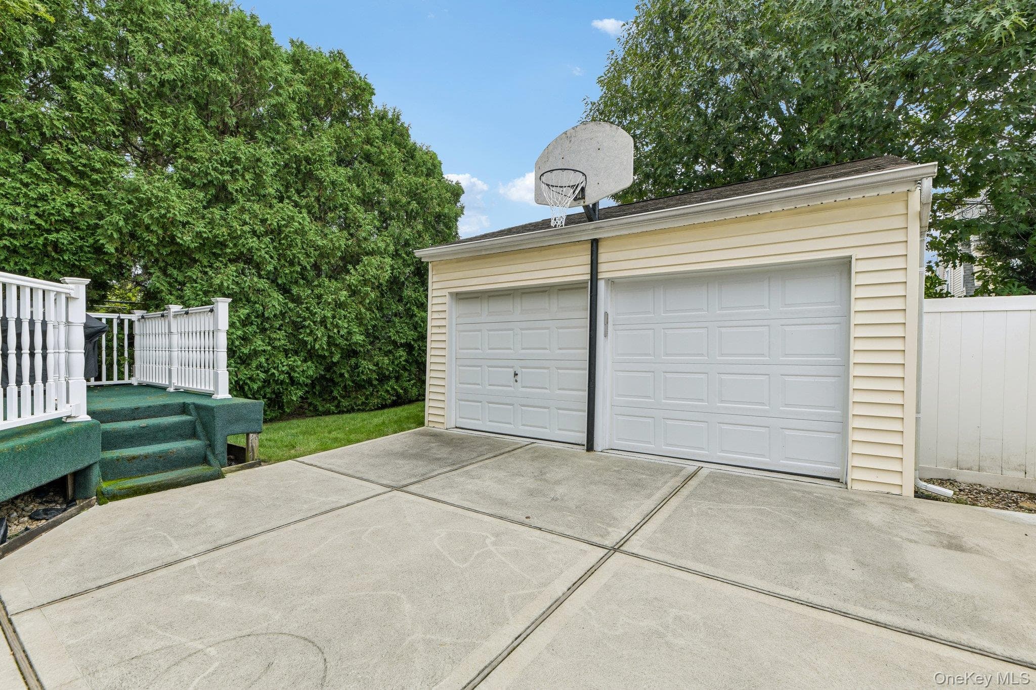 27 Juniper Avenue thumbnail 21