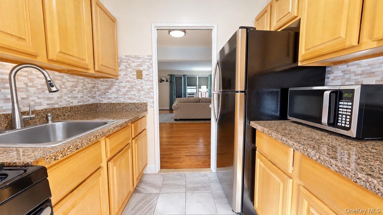 2 Fisher Drive Unit: 501 thumbnail 8
