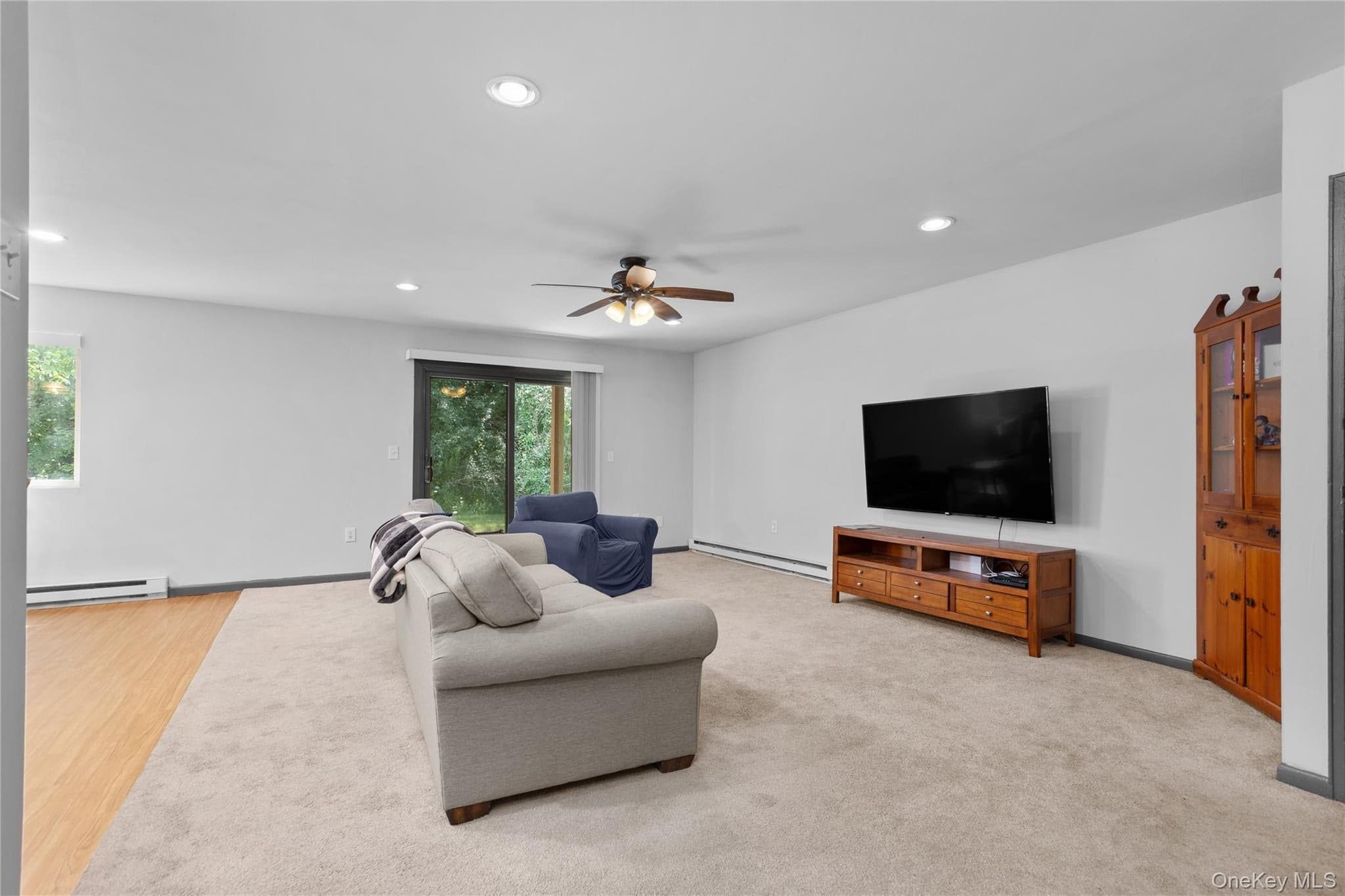 23 Scarborough Lane Unit: A thumbnail 11