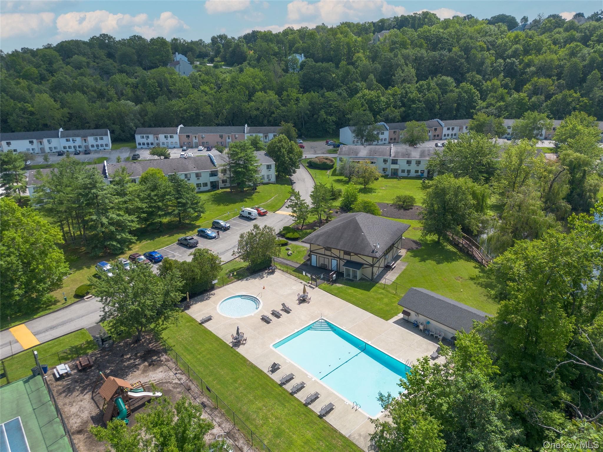 23 Scarborough Lane Unit: A thumbnail 20