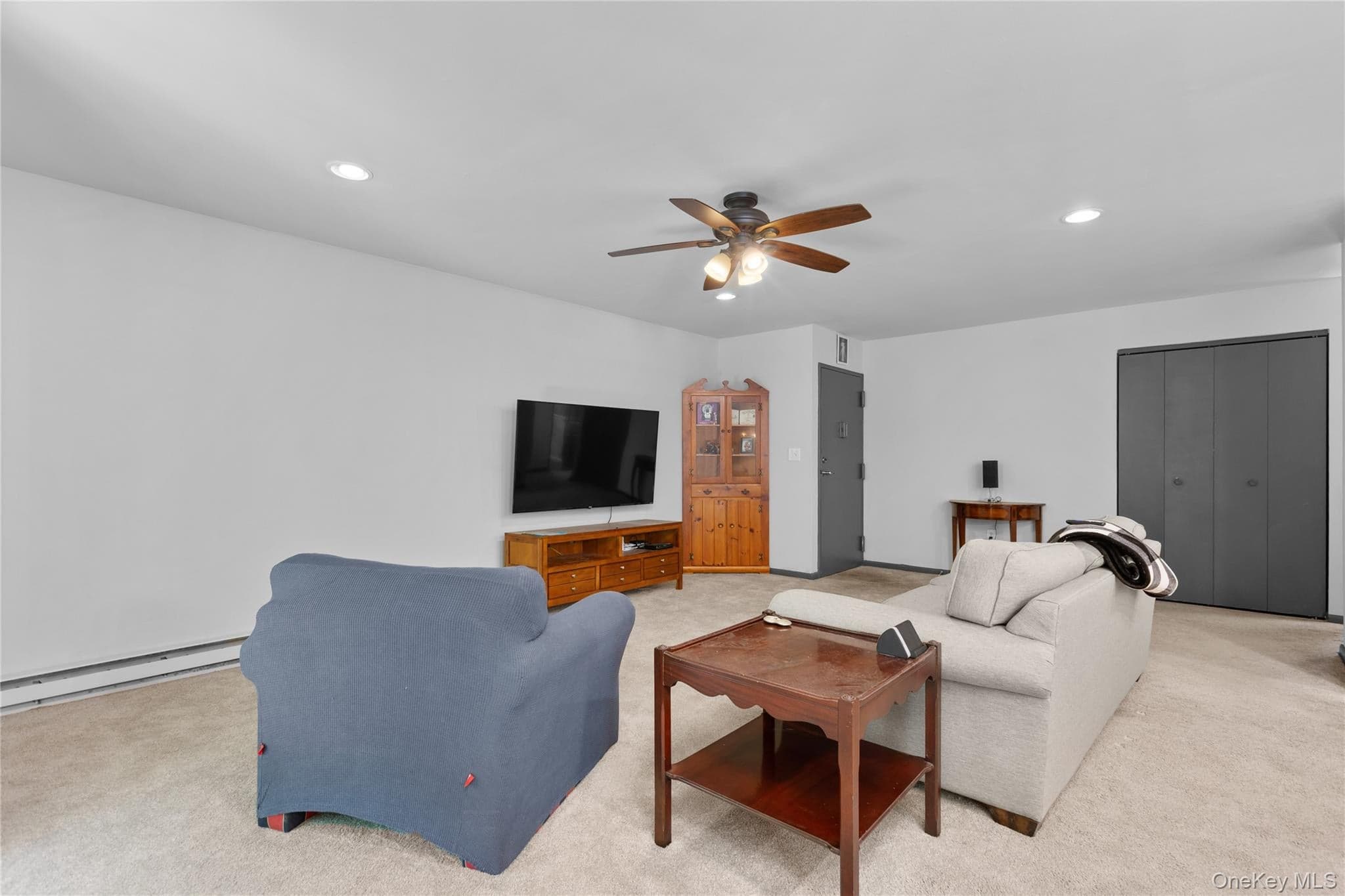 23 Scarborough Lane Unit: A thumbnail 9
