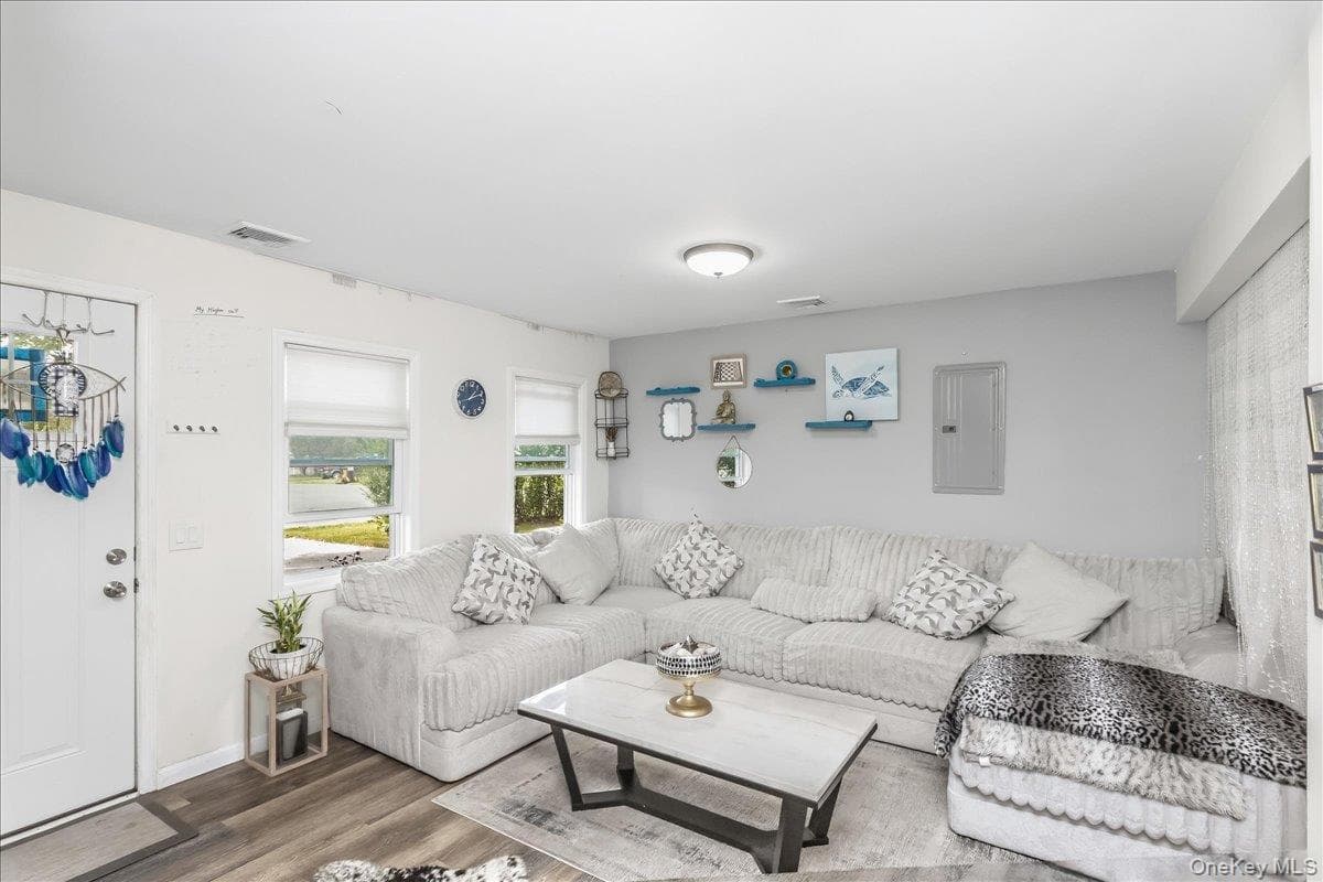 761 Provost Avenue thumbnail 4