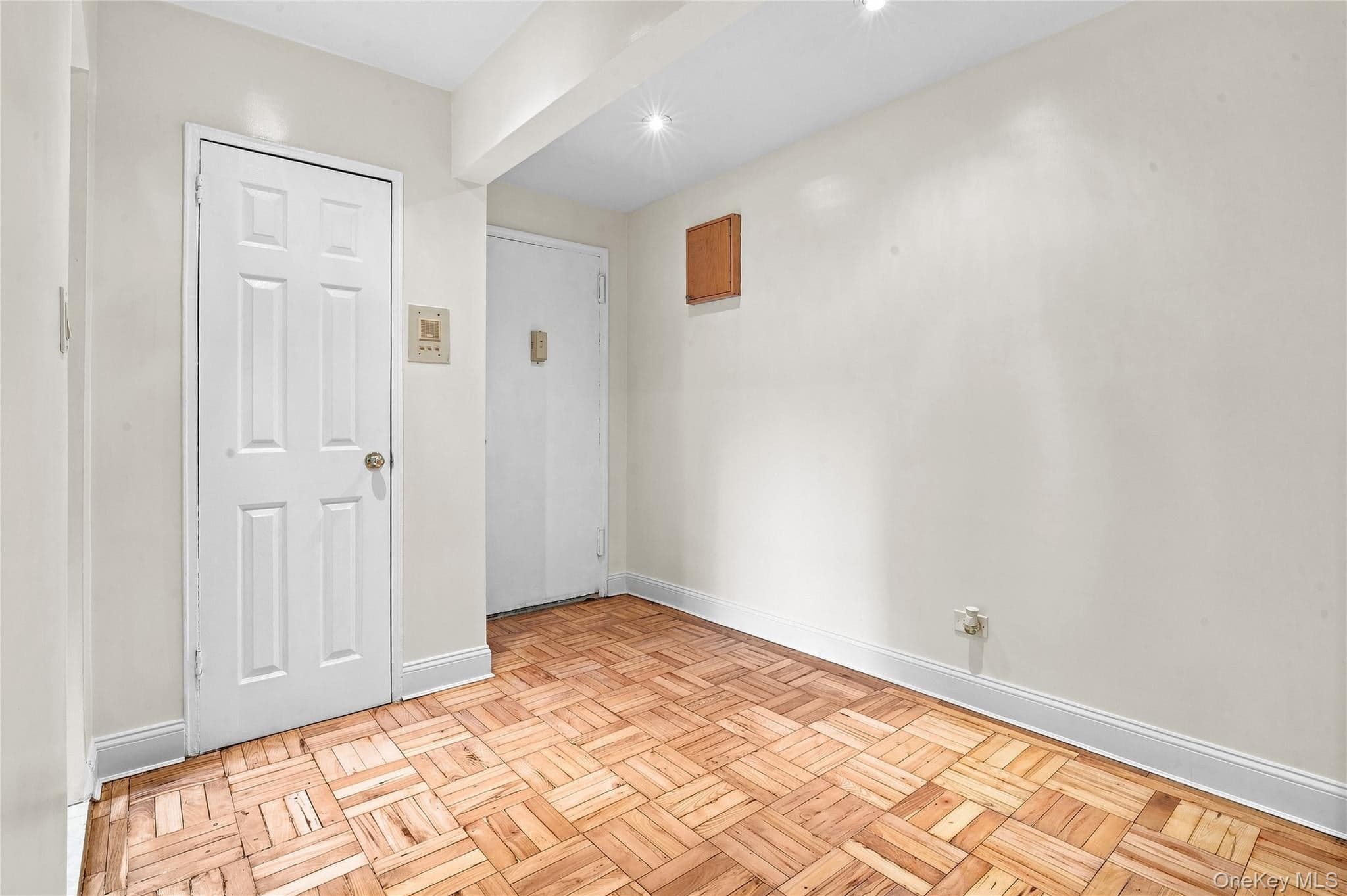 7510 Yellowstone Boulevard Unit: 2C thumbnail 7