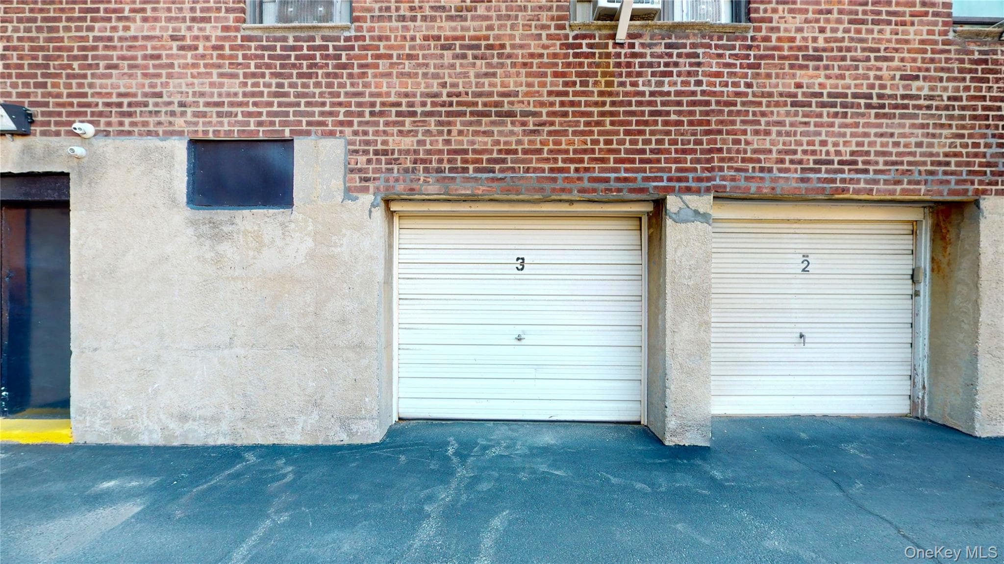52-21 39th Road photo 1