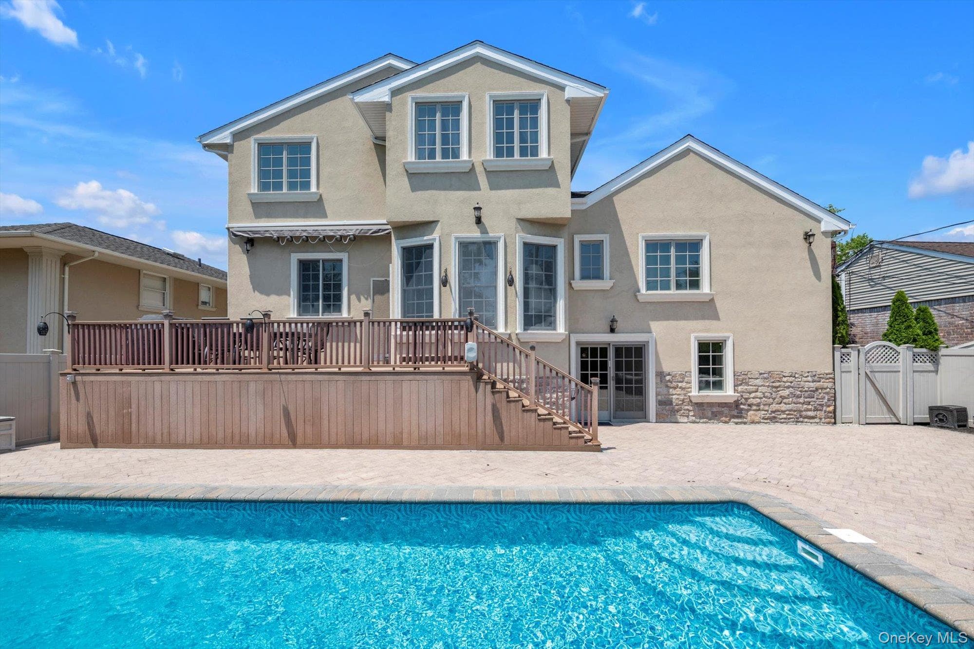 760 Hillcrest Place thumbnail 30
