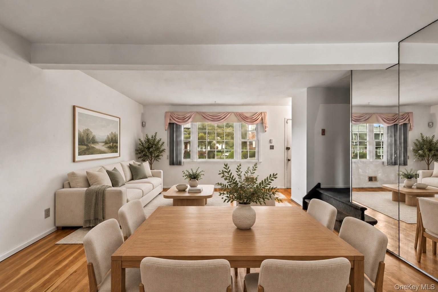44 Gladys Drive thumbnail 6