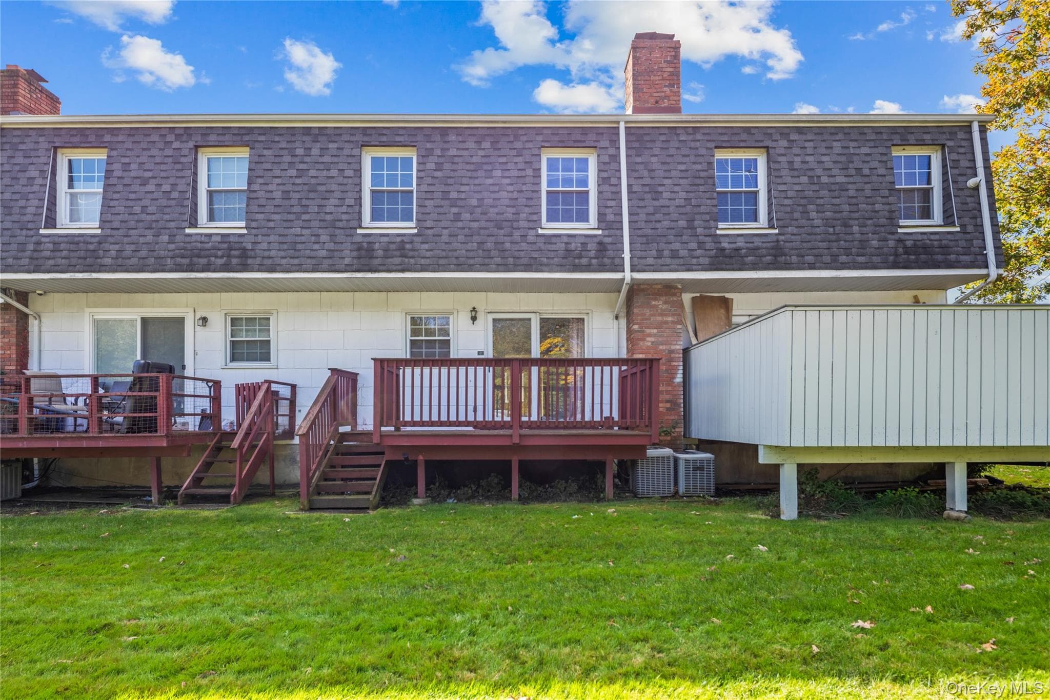 44 Gladys Drive thumbnail 38