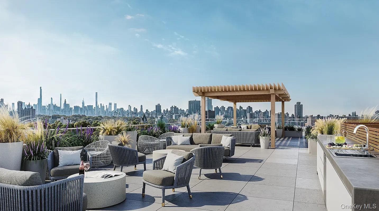 300 W 122nd Street Unit: 6N thumbnail 19