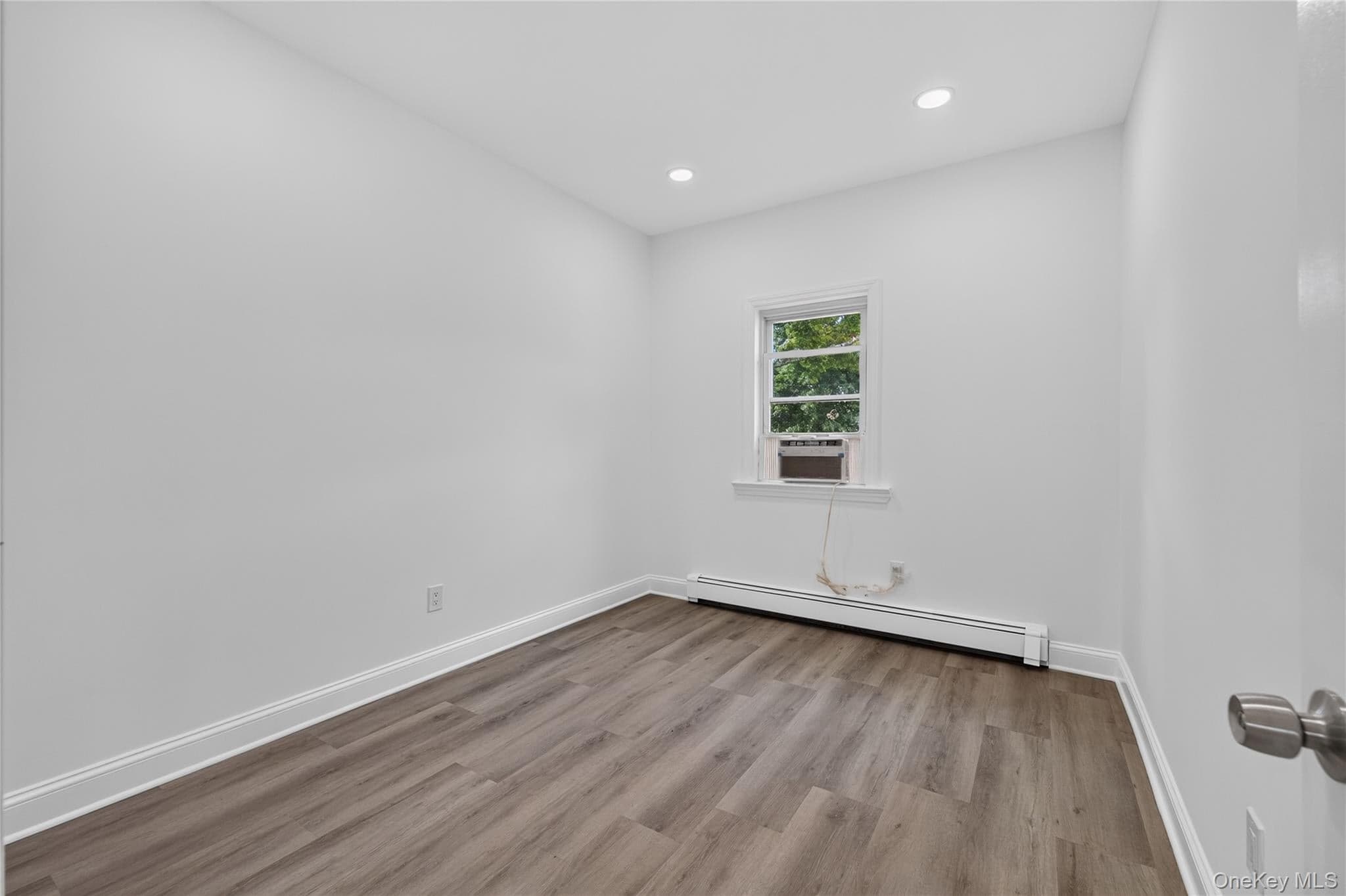 75 Apricot Street thumbnail 10