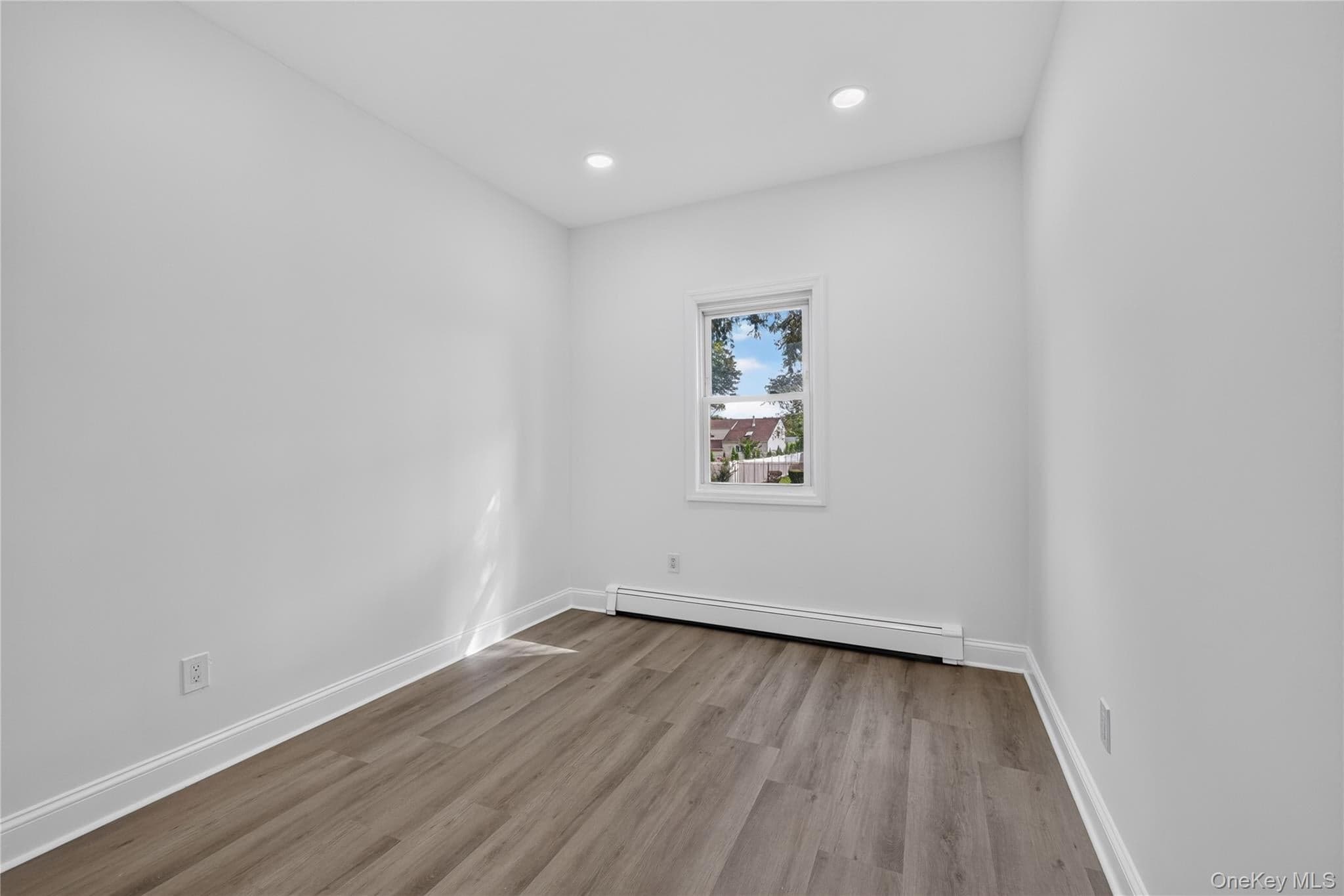 75 Apricot Street thumbnail 12