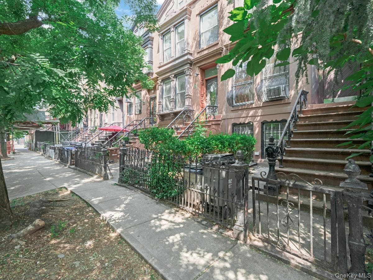 809A Greene Avenue AVE Unit: HSE thumbnail 3