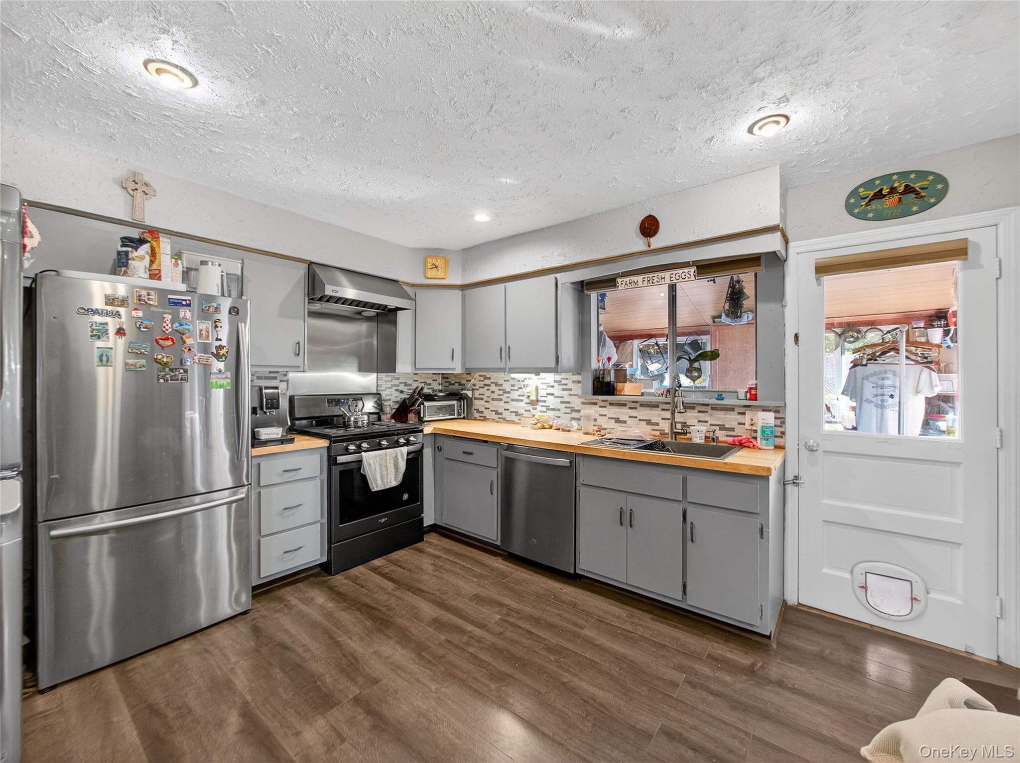 450 Valentine Avenue thumbnail 10