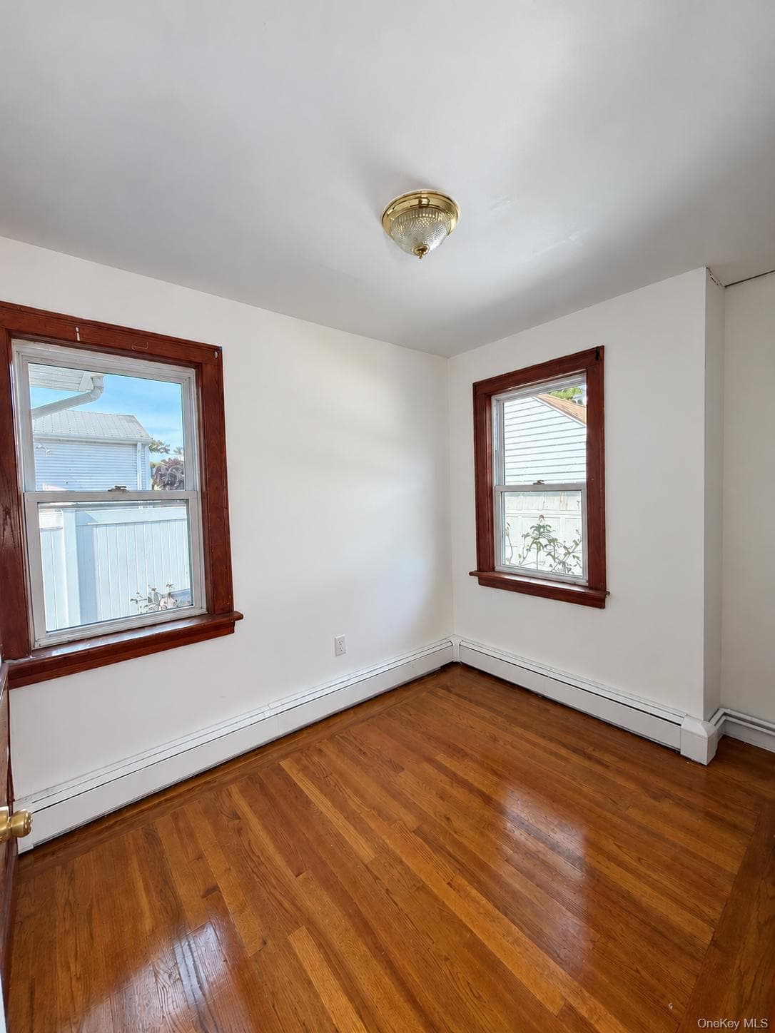 103 E Saint Marks Place thumbnail 7