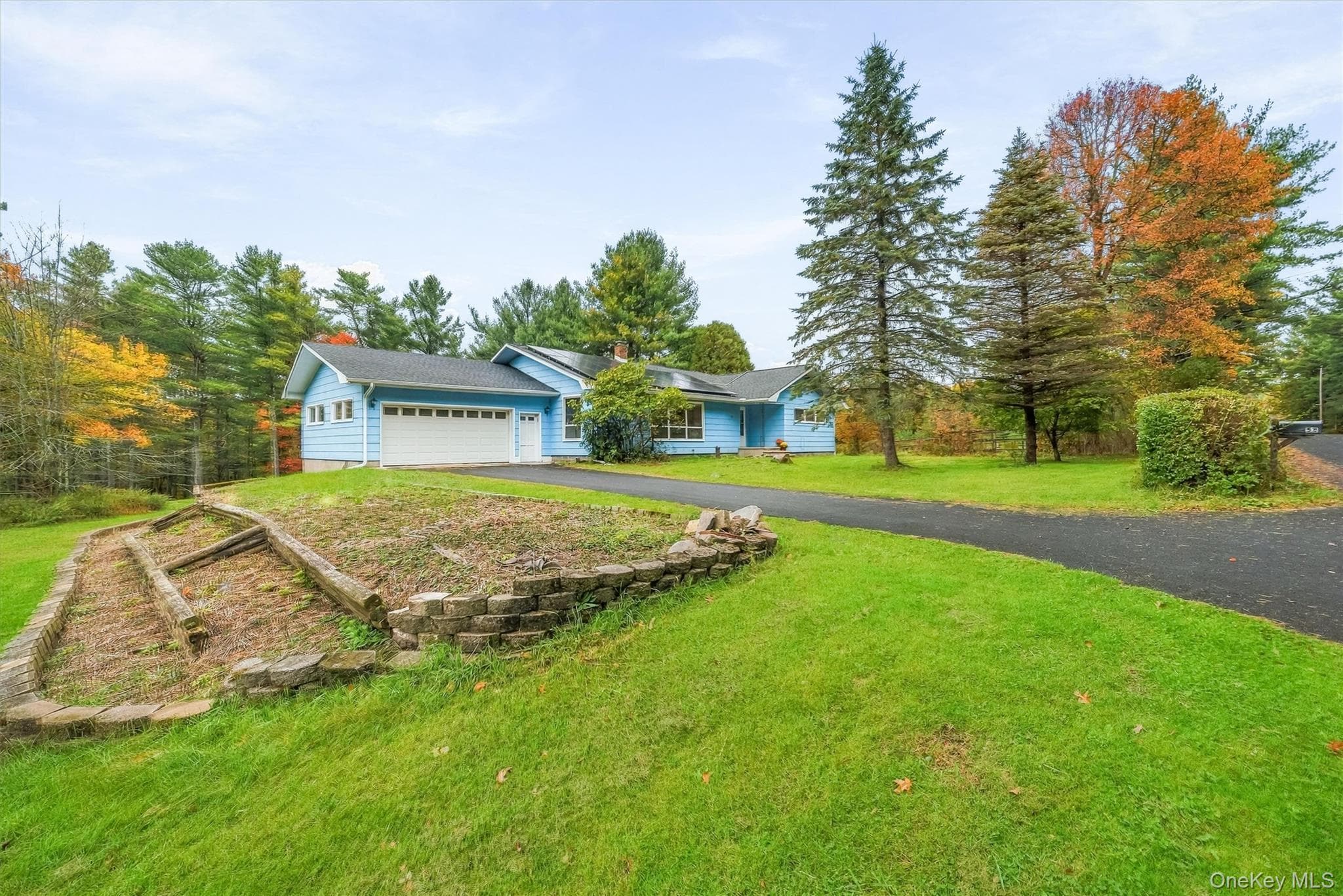53 Hartwood Club Road thumbnail 3