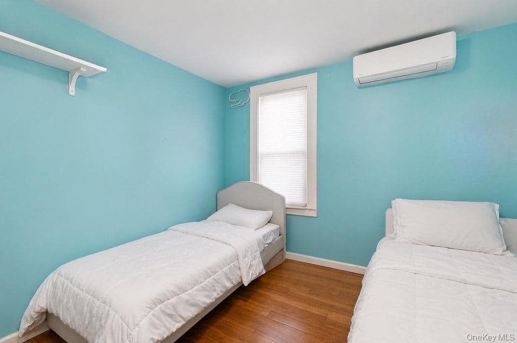 550 Cross Bay Boulevard thumbnail 15
