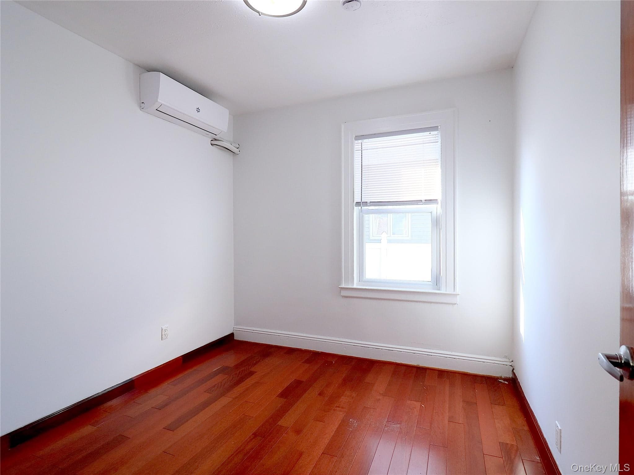 4222 191st Street thumbnail 18