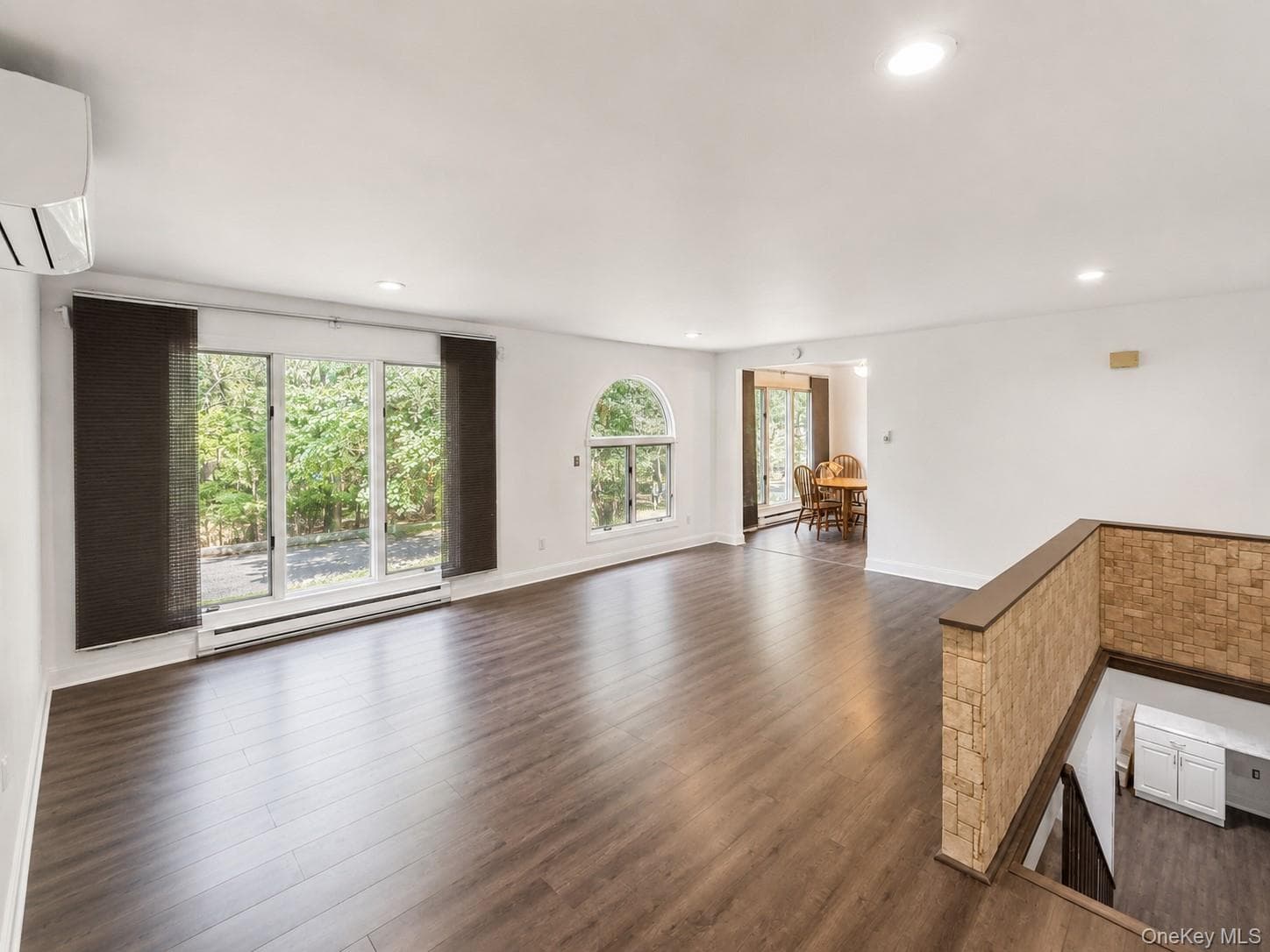 33 Buckingham Circle thumbnail 6