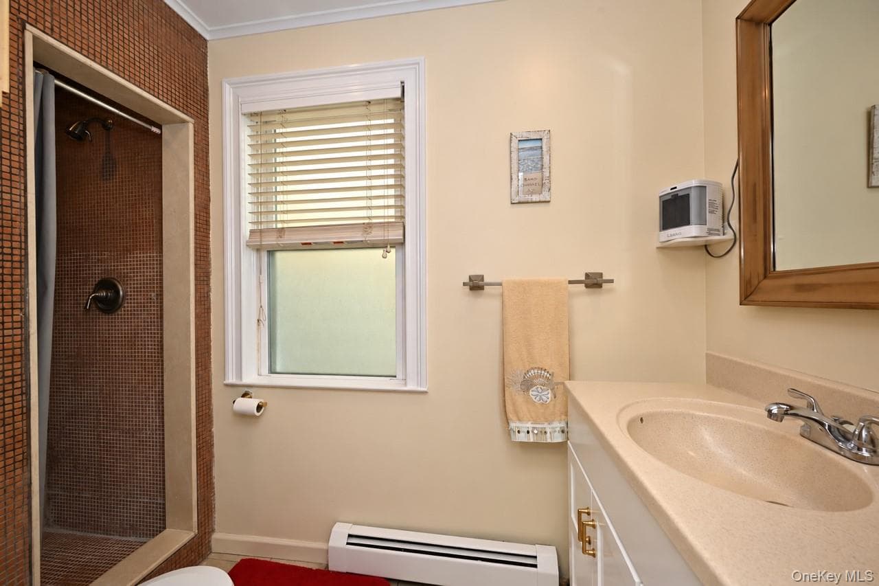 108 E 6th Road thumbnail 10