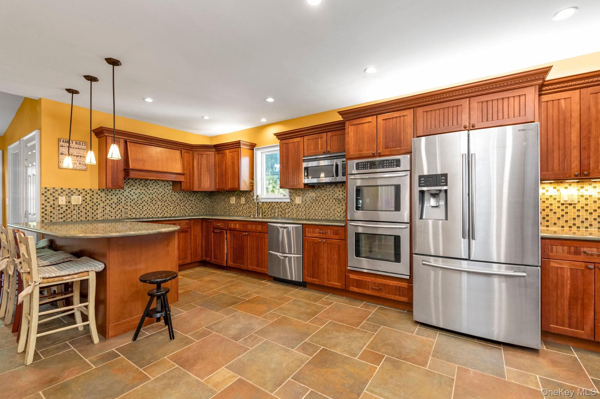 238 Burtis Avenue thumbnail 7