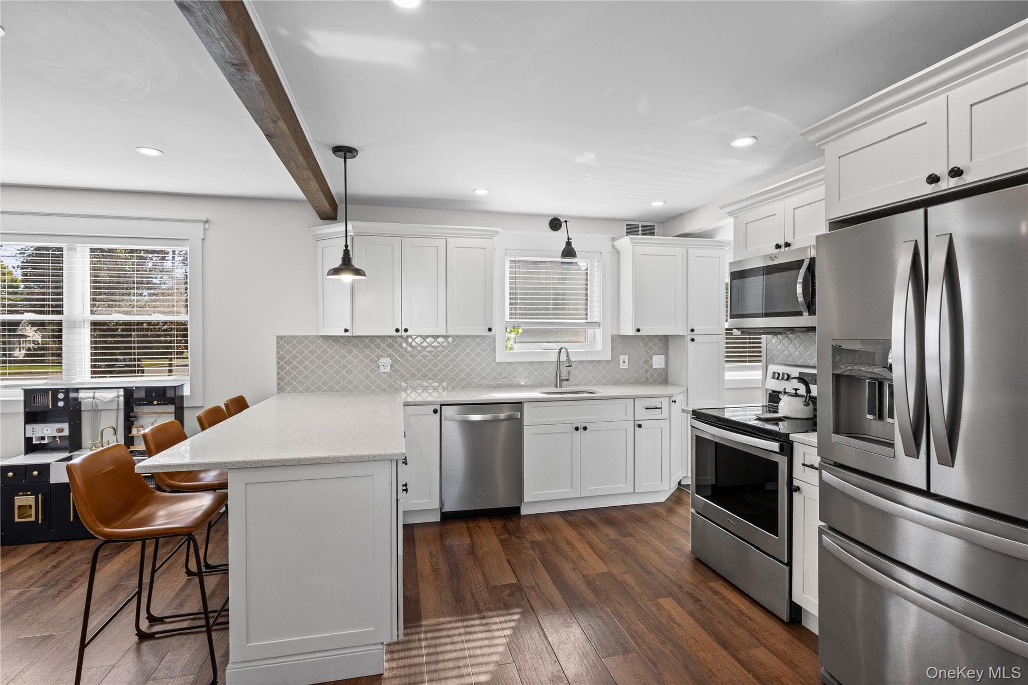 388 Lincoln Avenue thumbnail 6