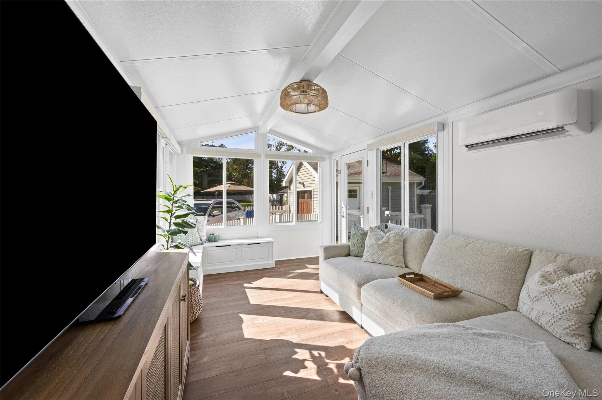 388 Lincoln Avenue thumbnail 10