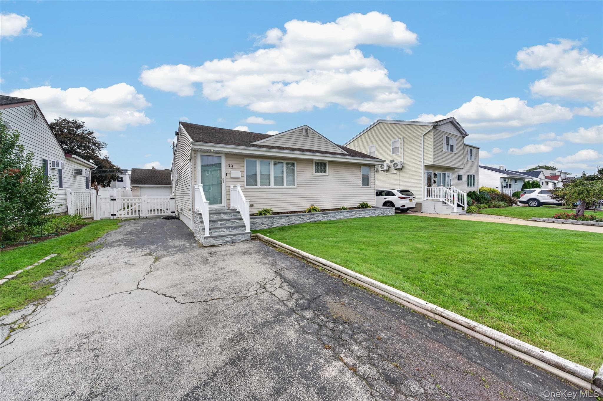 33 Hubbard Avenue photo 1