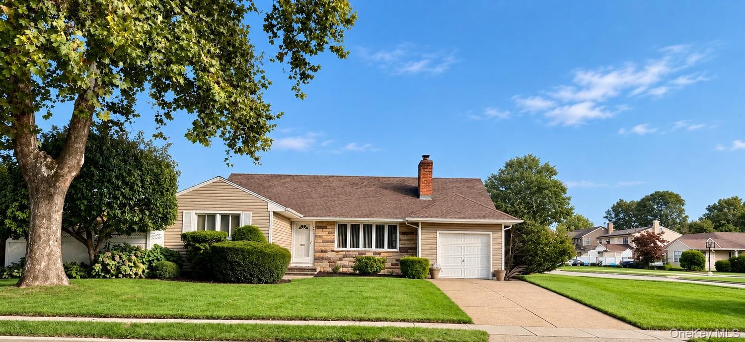 3473 S Hawthorne Drive, Wantagh