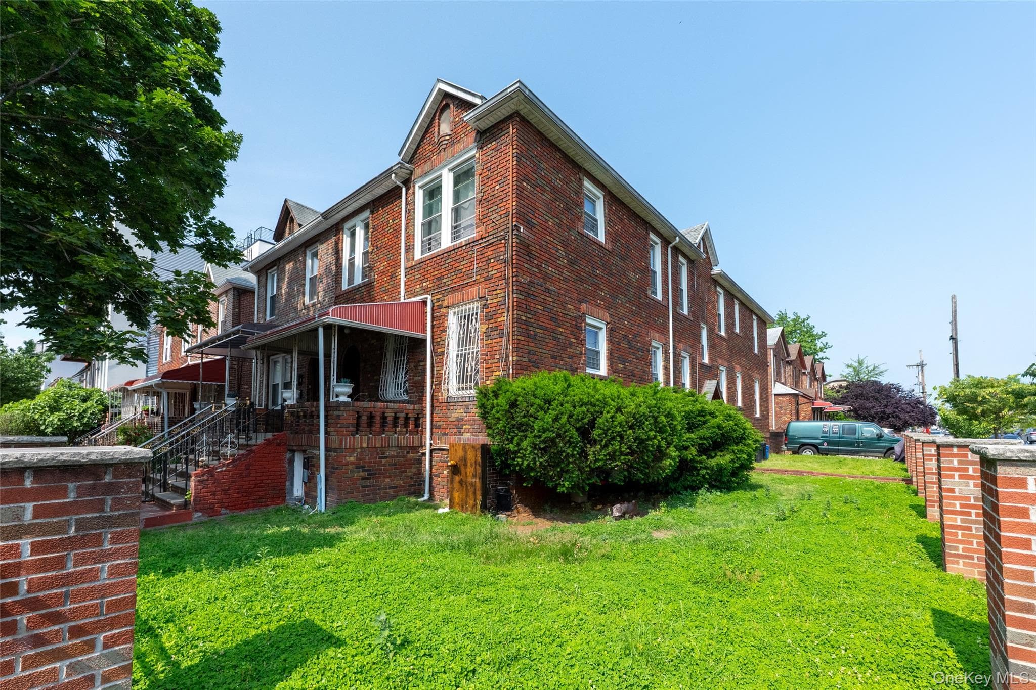 1681 Brooklyn Avenue photo 1