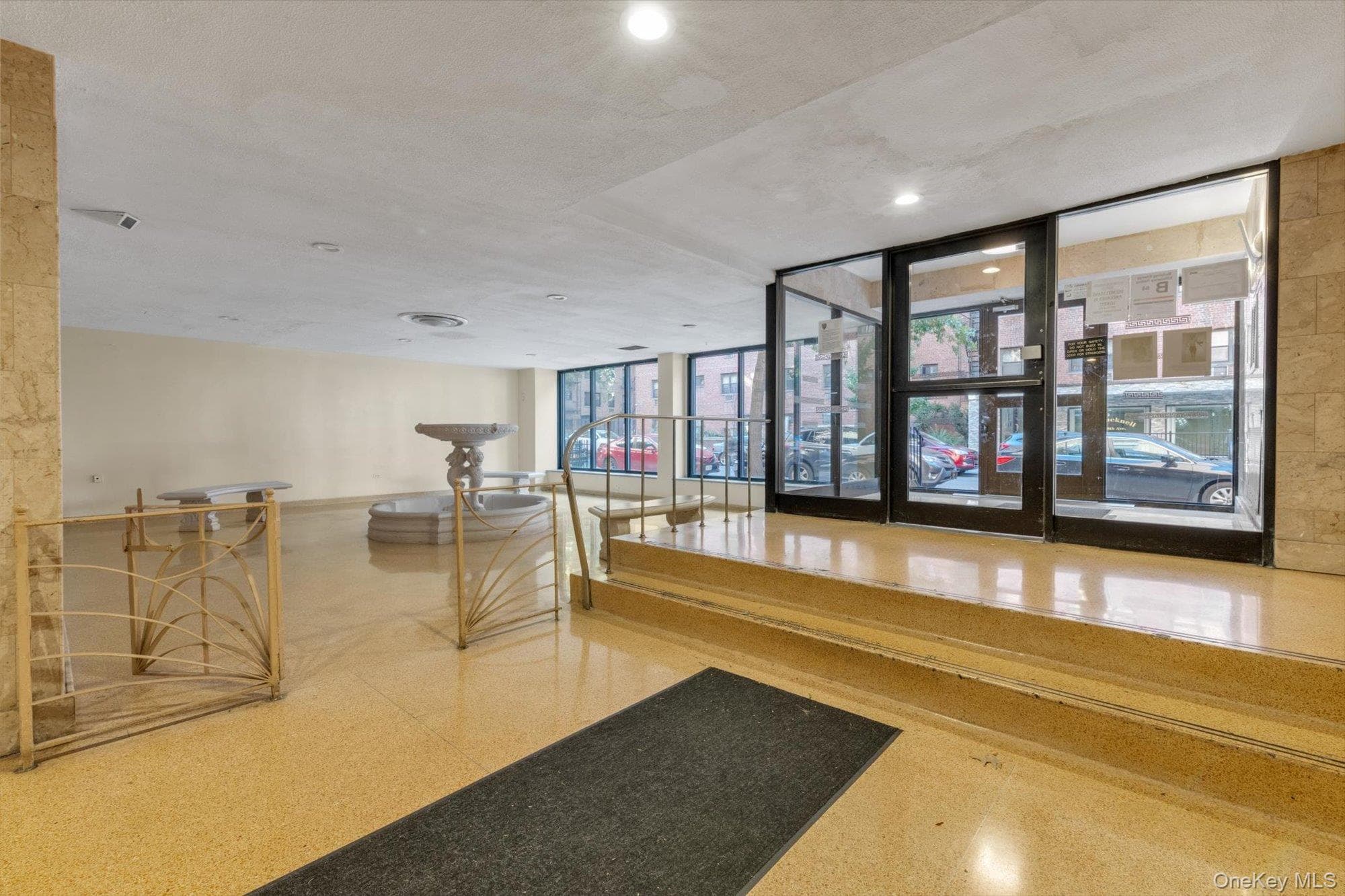 99-05 59ave Ave Unit: 6B thumbnail 4