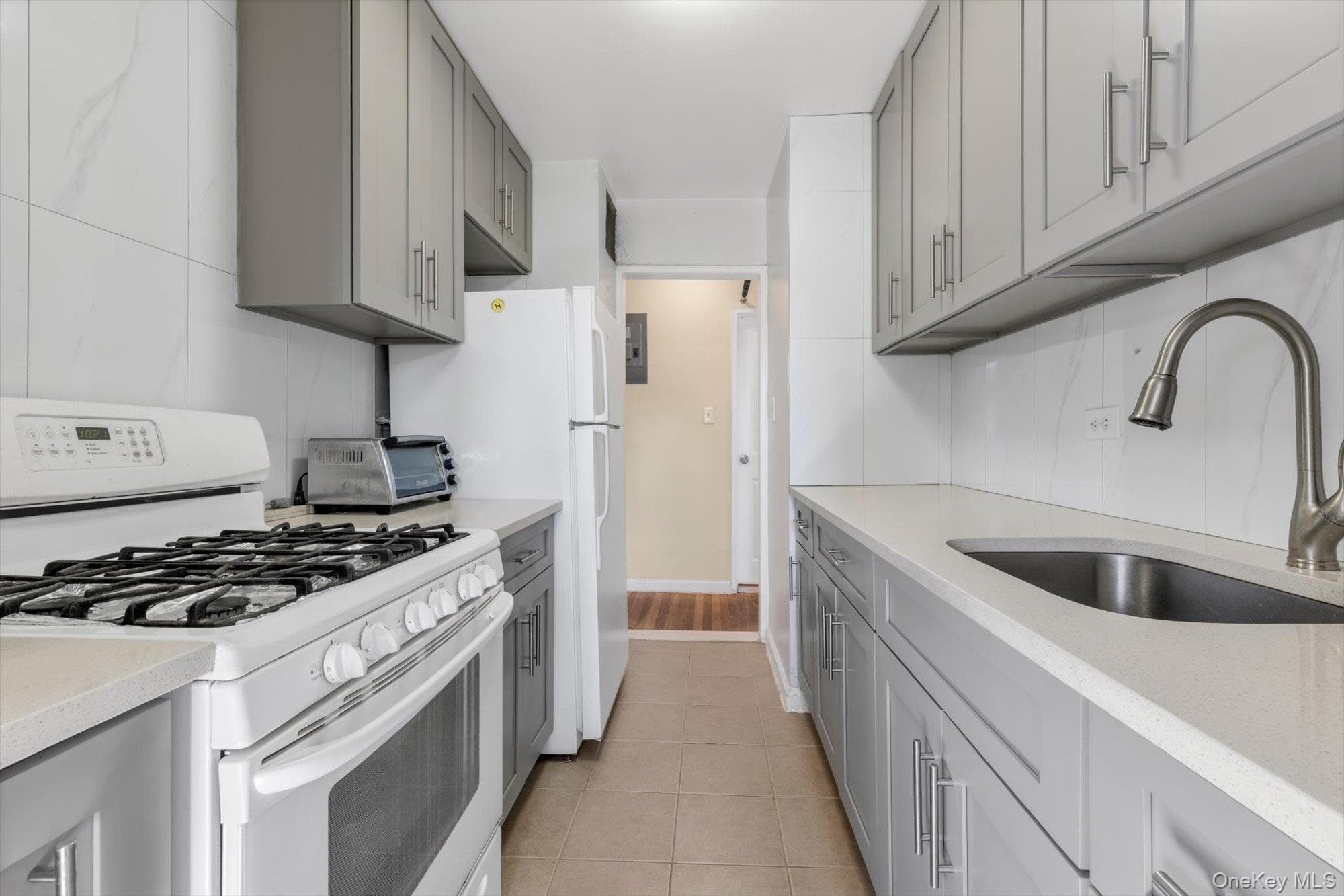 99-05 59ave Ave Unit: 6B thumbnail 11
