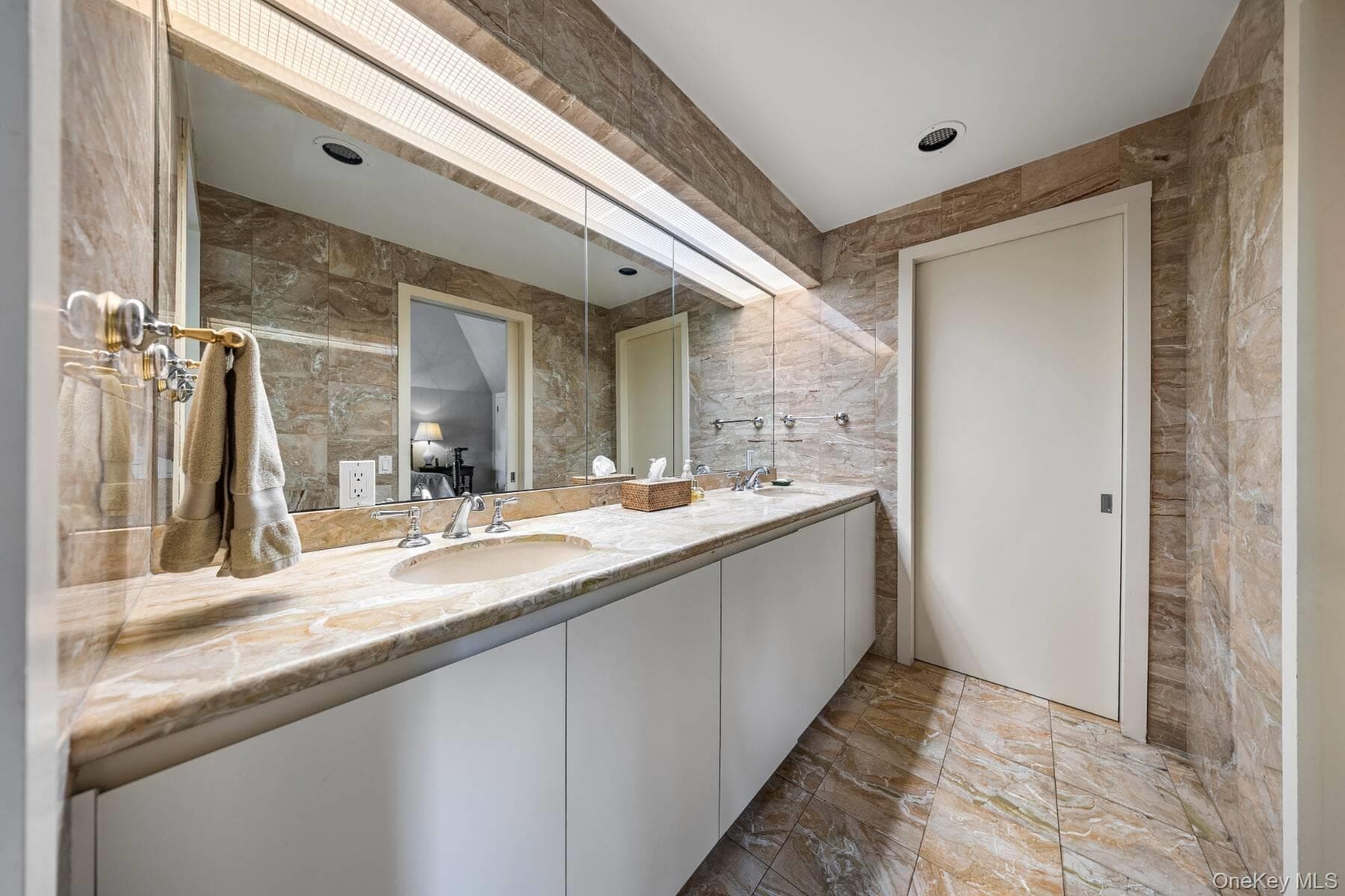 20 Hillside Road thumbnail 23