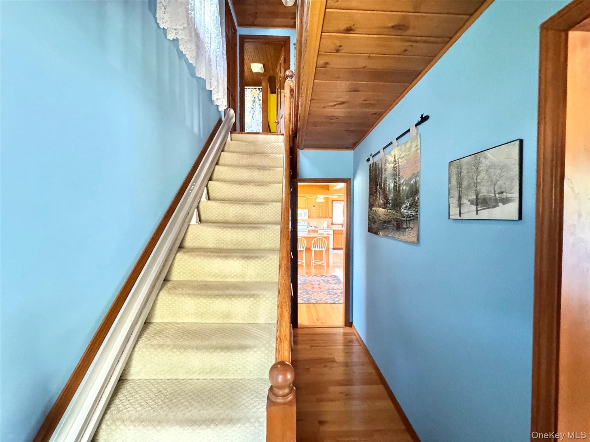 470 W Main Street thumbnail 17