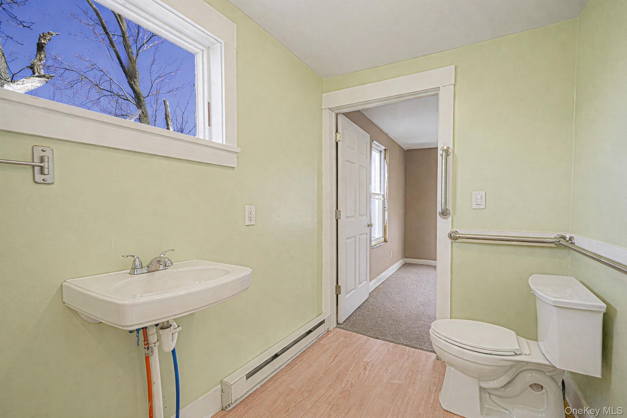 5528 Sound Avenue thumbnail 36