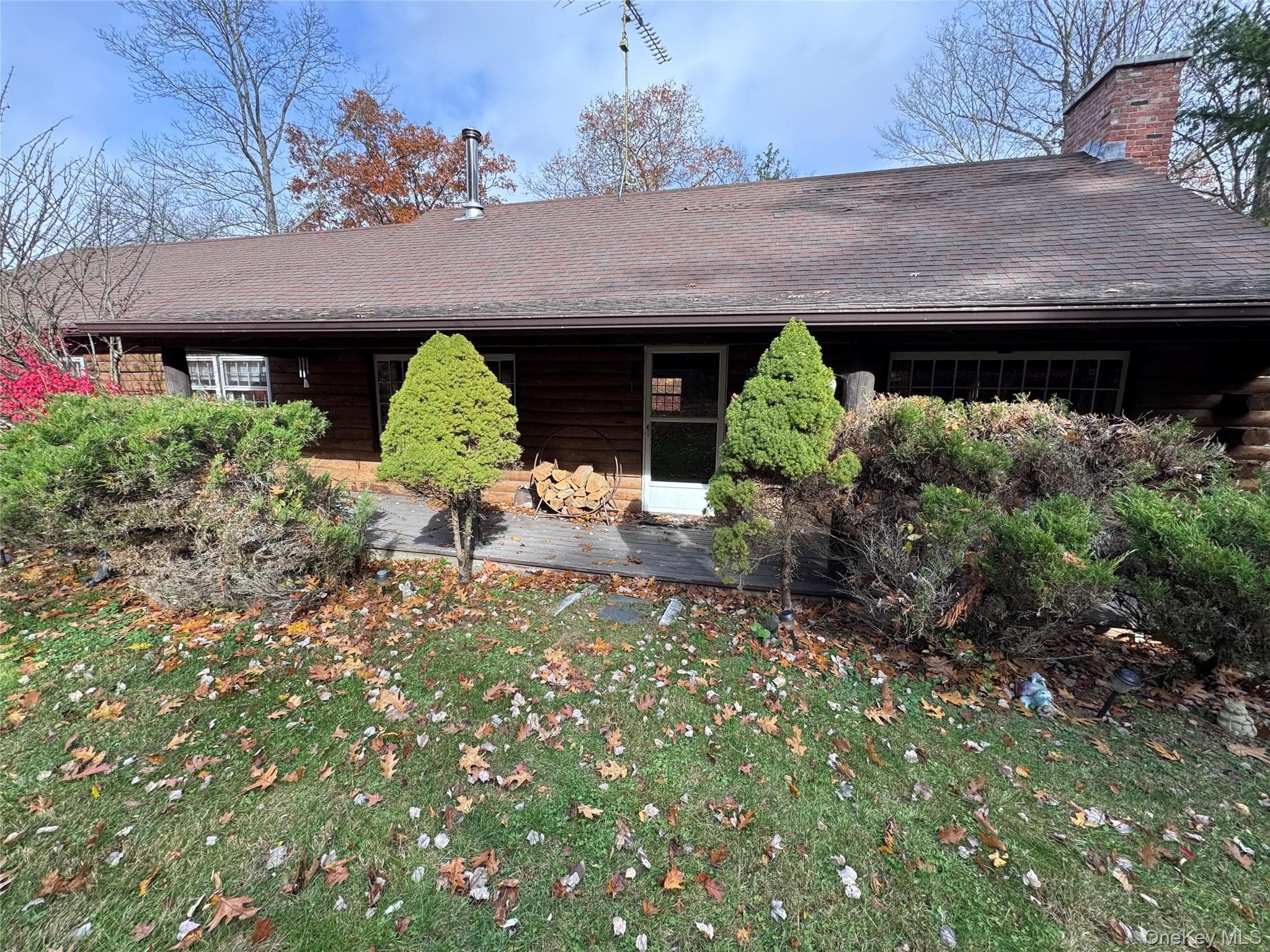 284 Hall Hill Road photo 1