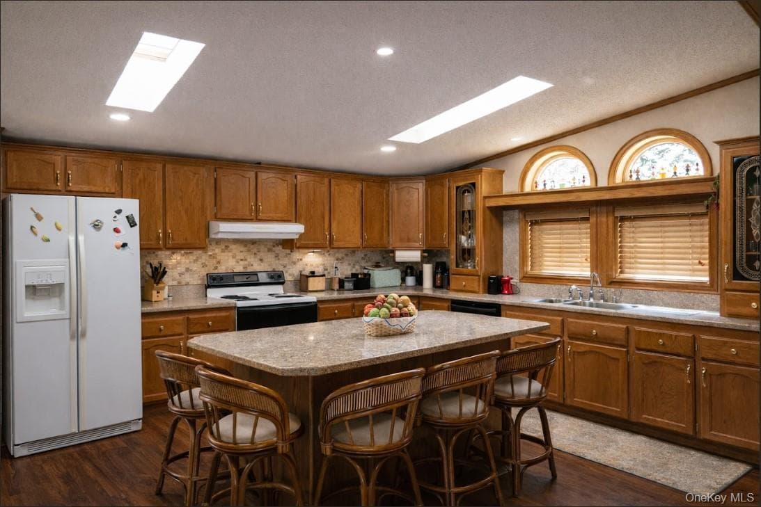 698 Cooley Road thumbnail 9
