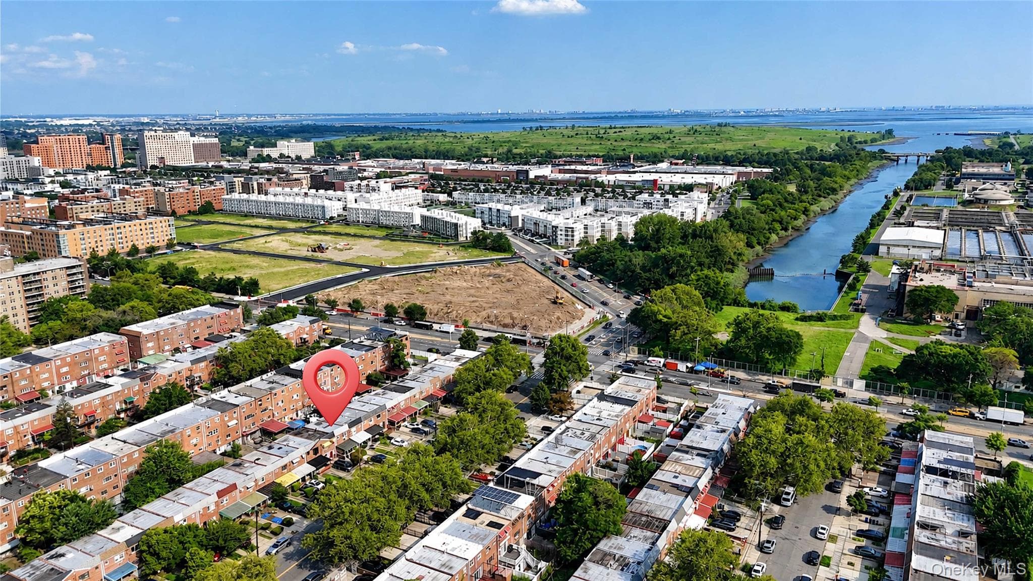 989 Schenck Avenue thumbnail 26