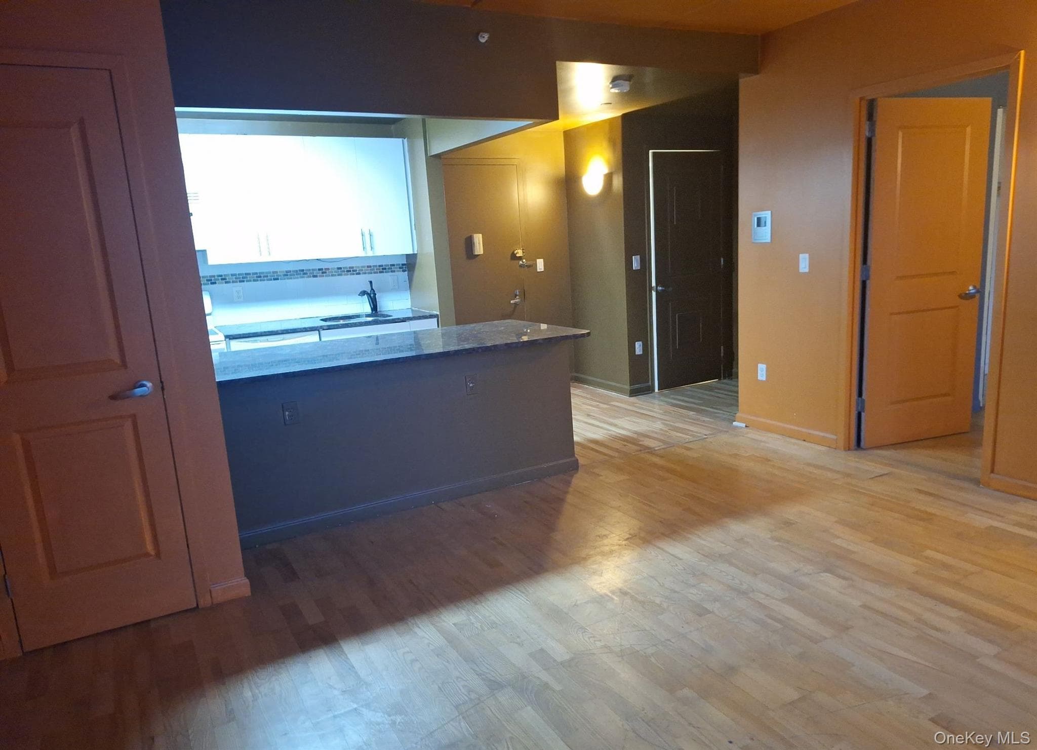 715 Fox Street Unit: 5J thumbnail 8