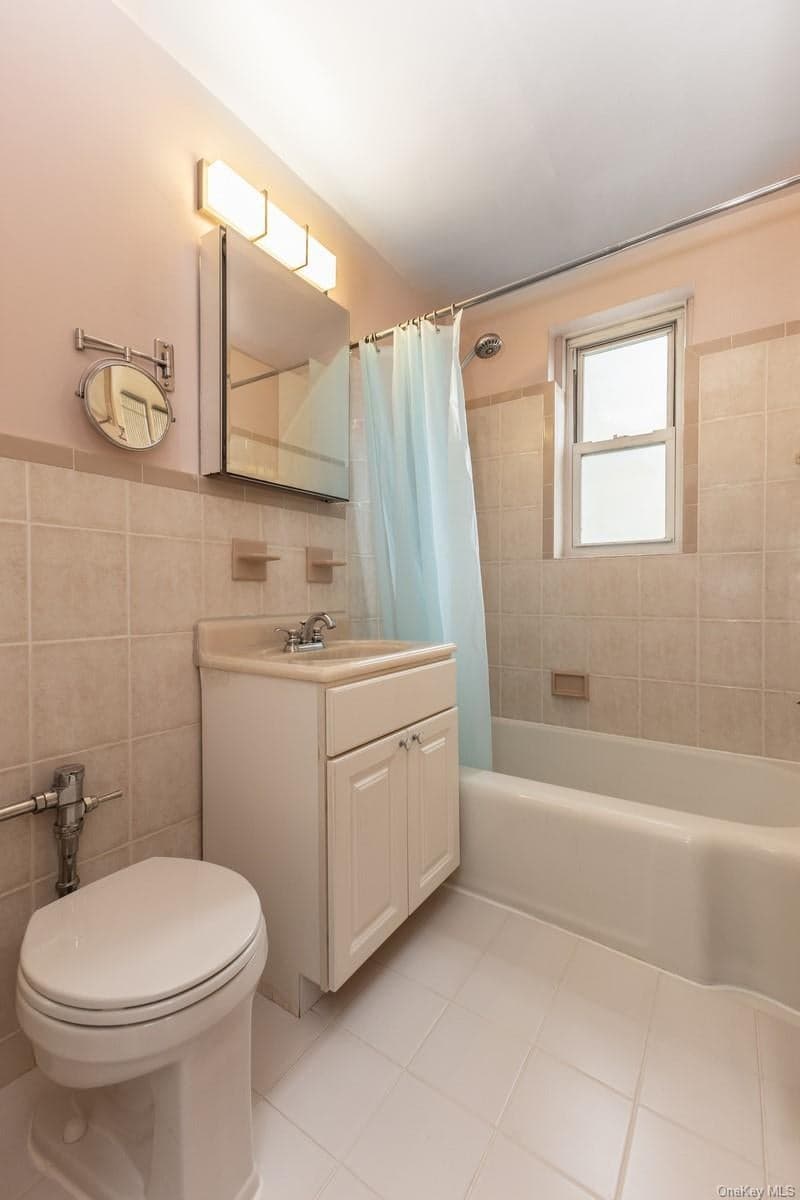 66-33 Yellowstone Boulevard Unit: 5B thumbnail 6