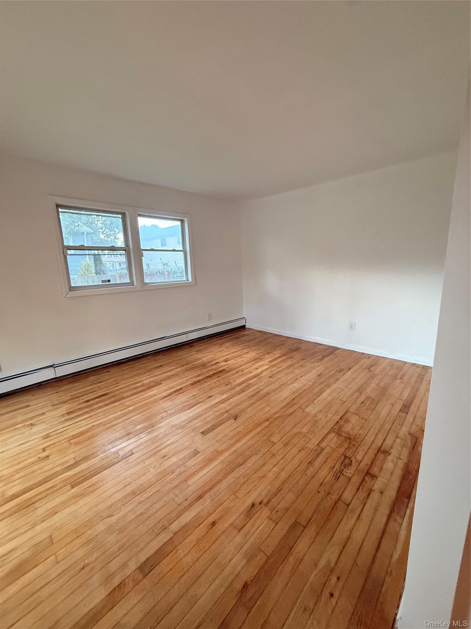 13 Hampton Avenue thumbnail 14