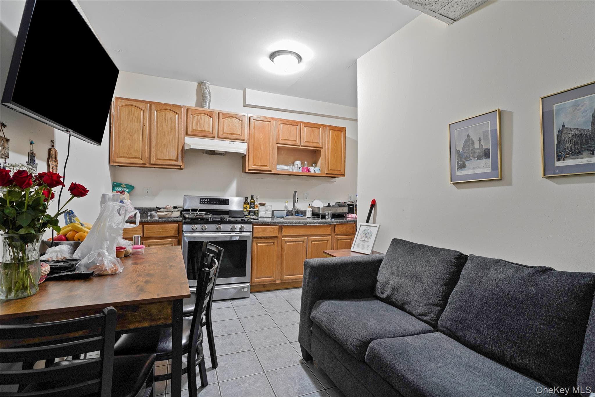 309 Bedford Park Boulevard thumbnail 29