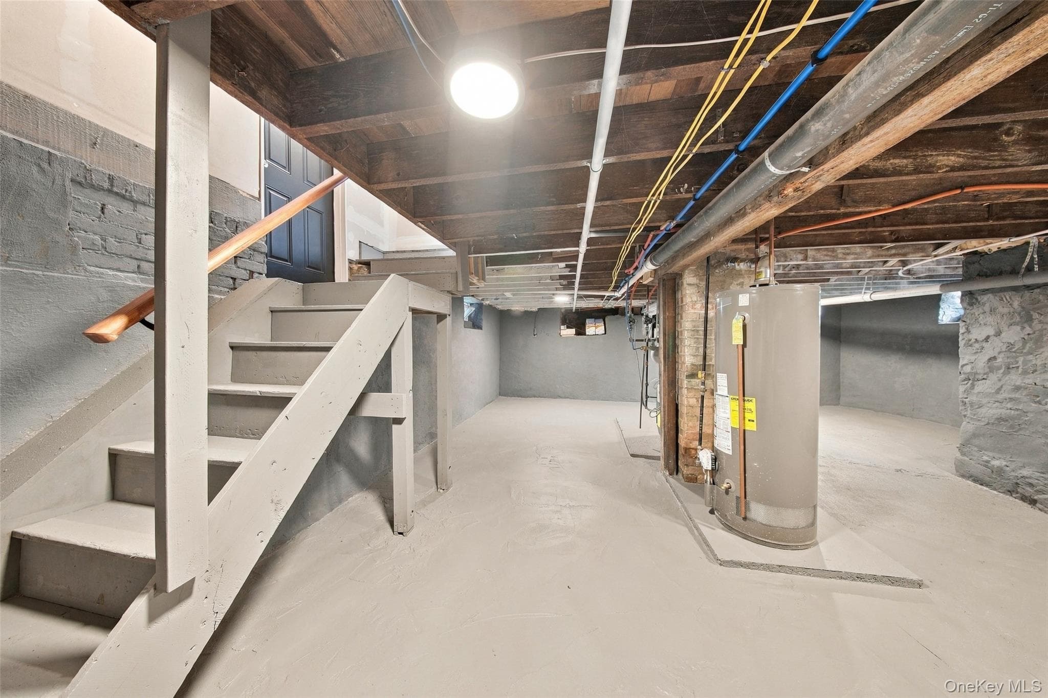 210 W Main Street thumbnail 28