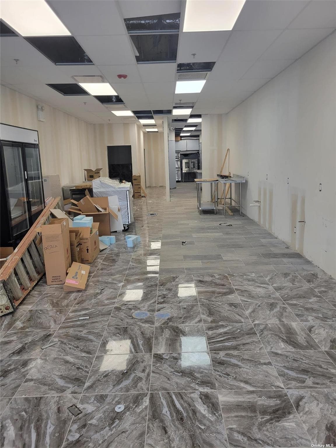 472 Suffolk Avenue Unit: A thumbnail 2
