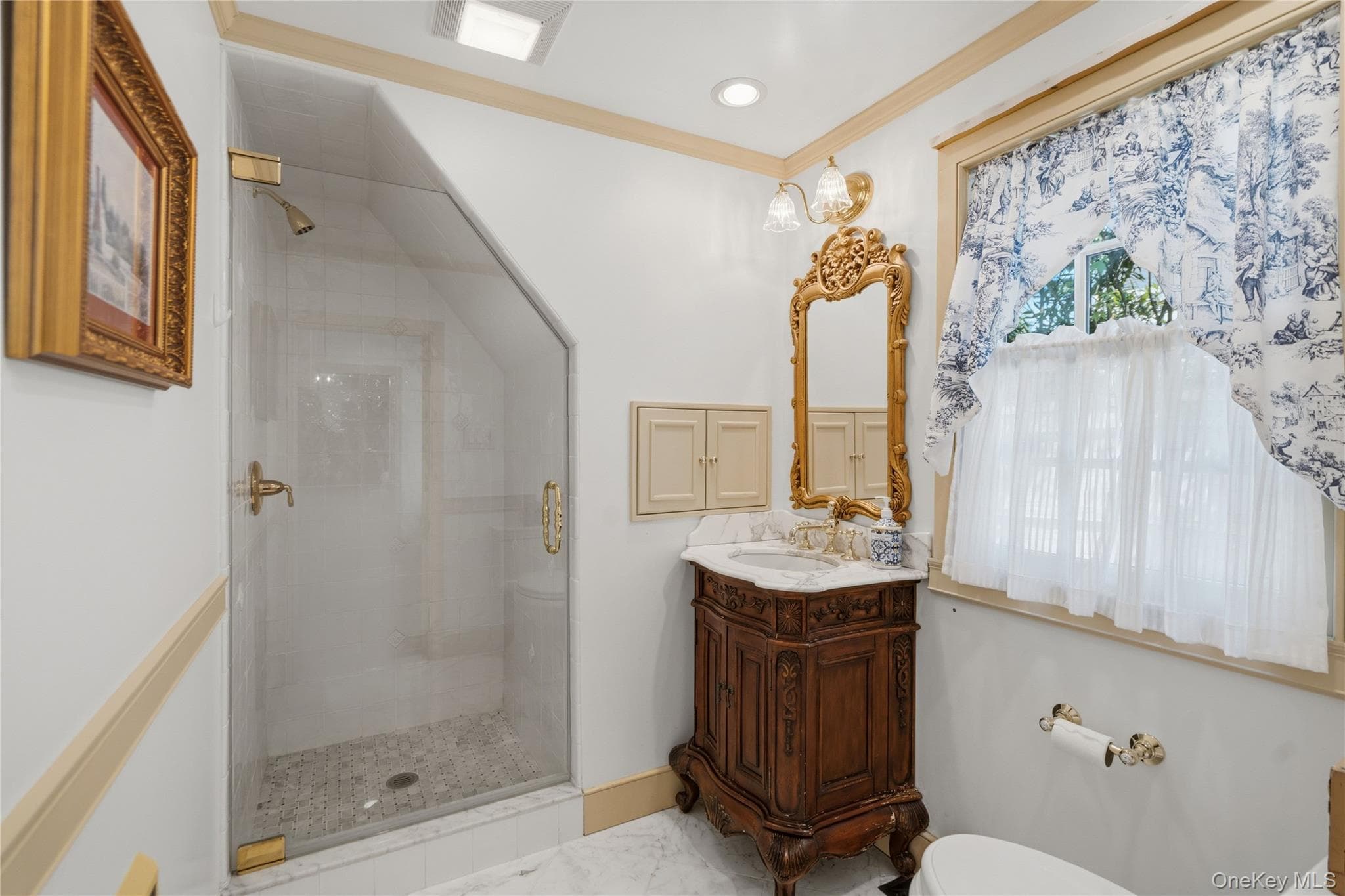 211 Berry Hill Road thumbnail 14