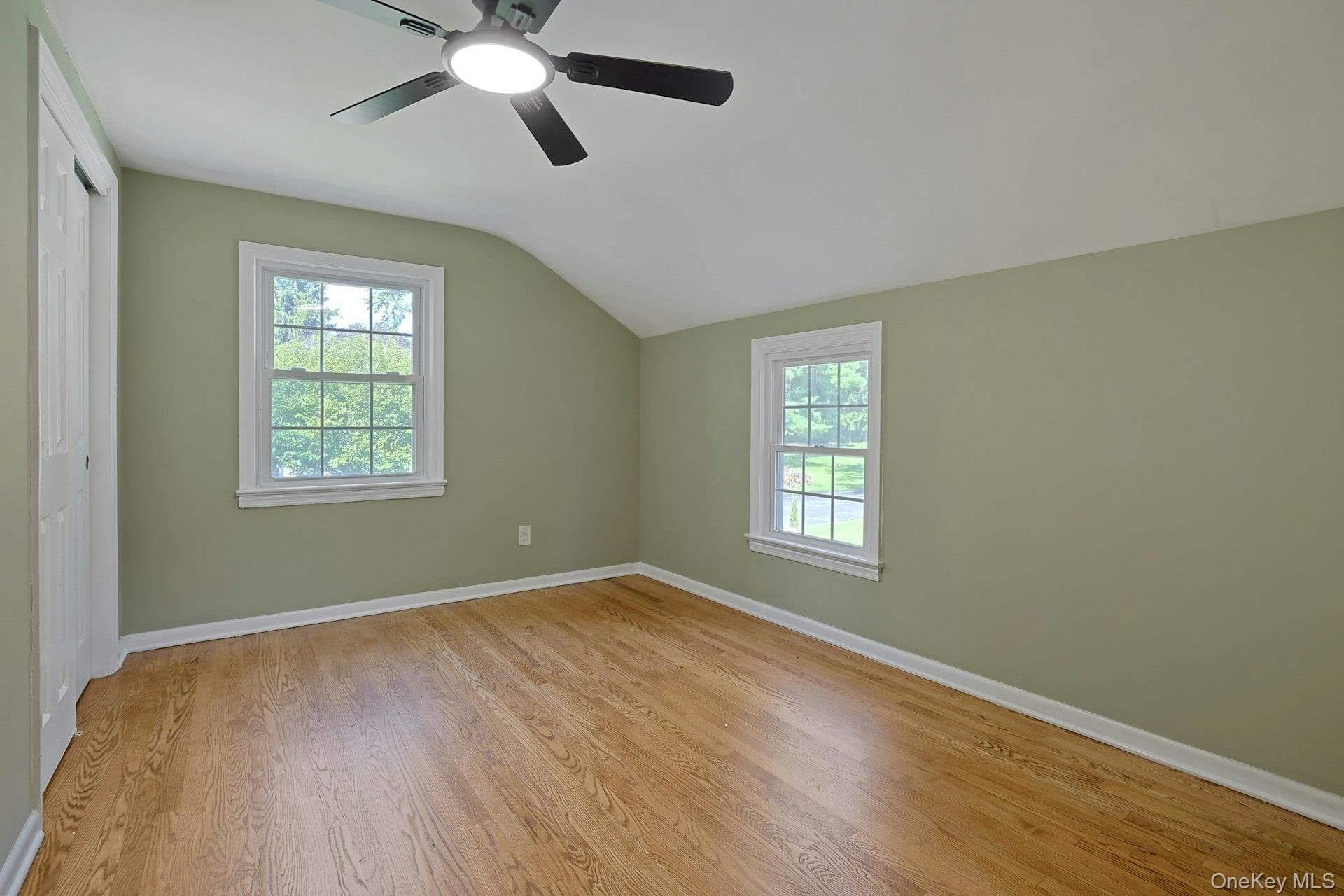 556 Babbling Brook Lane thumbnail 27