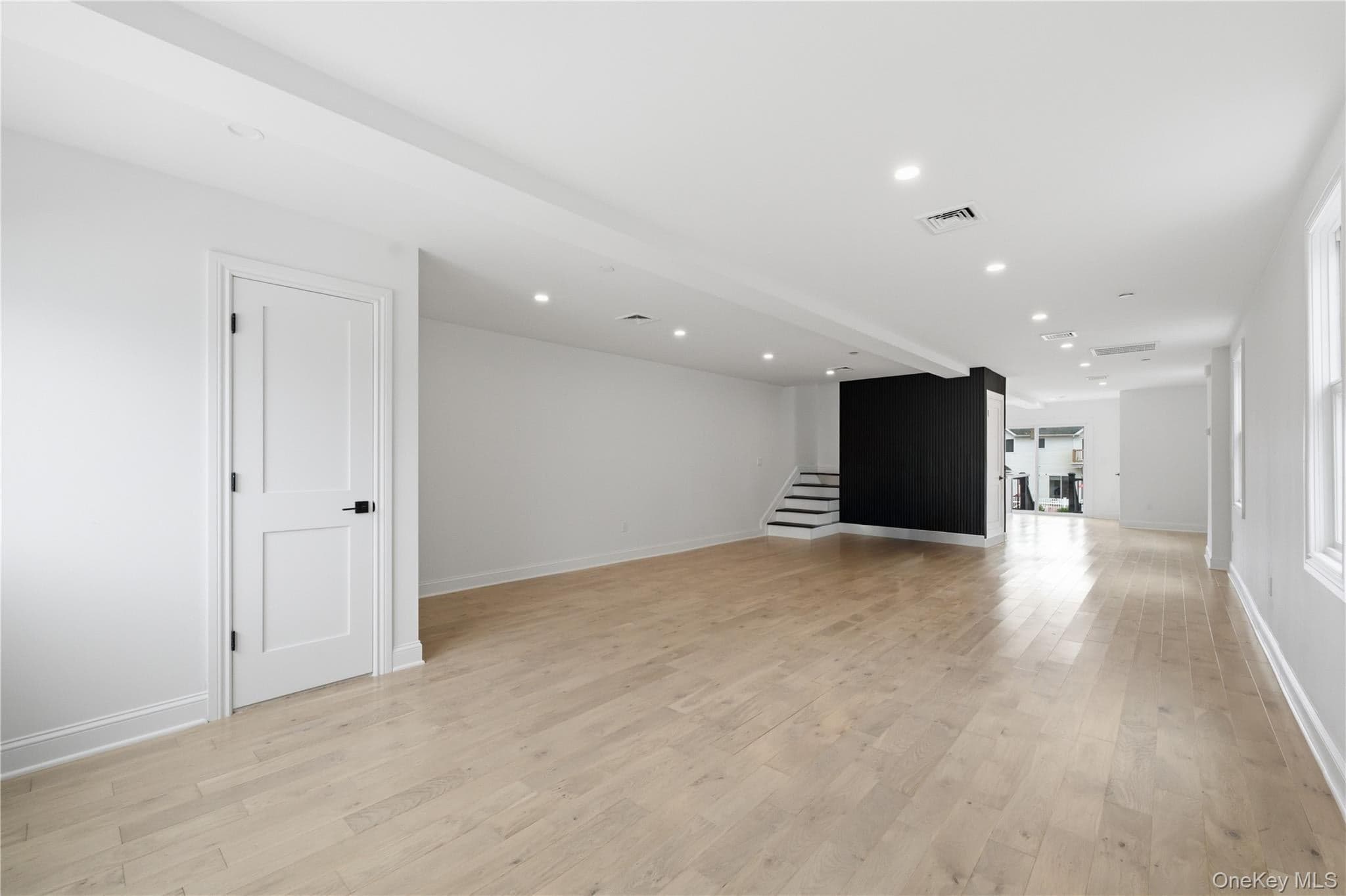 157 Sportsmans Avenue thumbnail 12