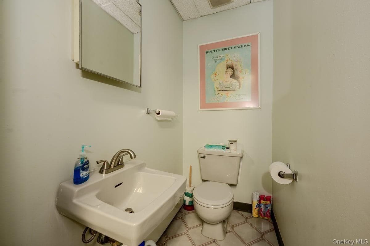 701 Park Place thumbnail 30