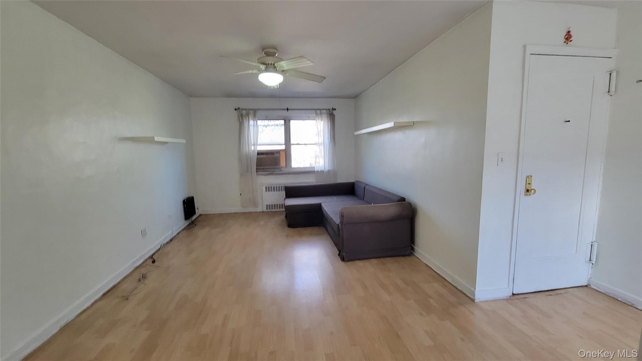 66-10 111 Street Unit: 3B thumbnail 5