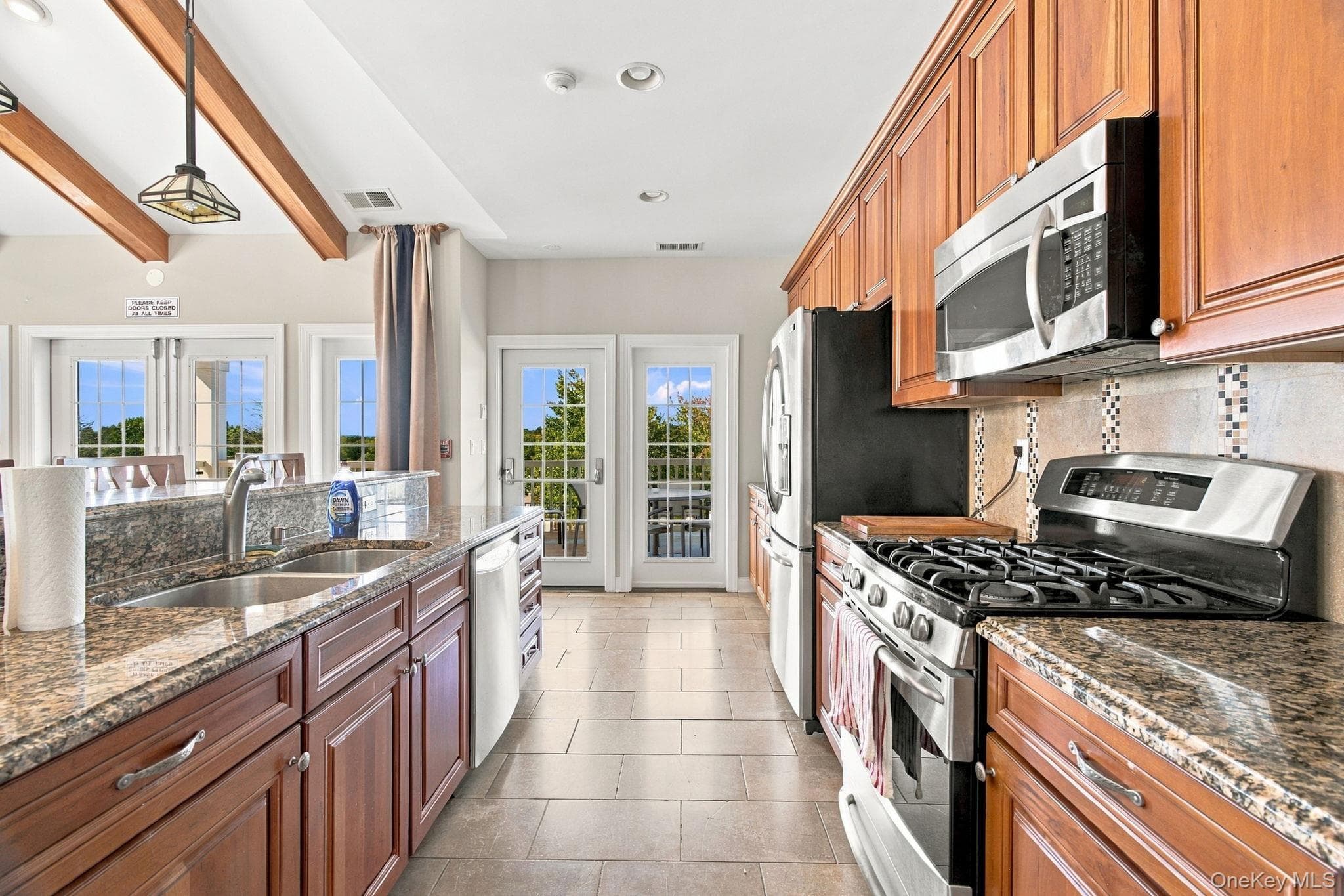 917 Saratoga Lane thumbnail 26