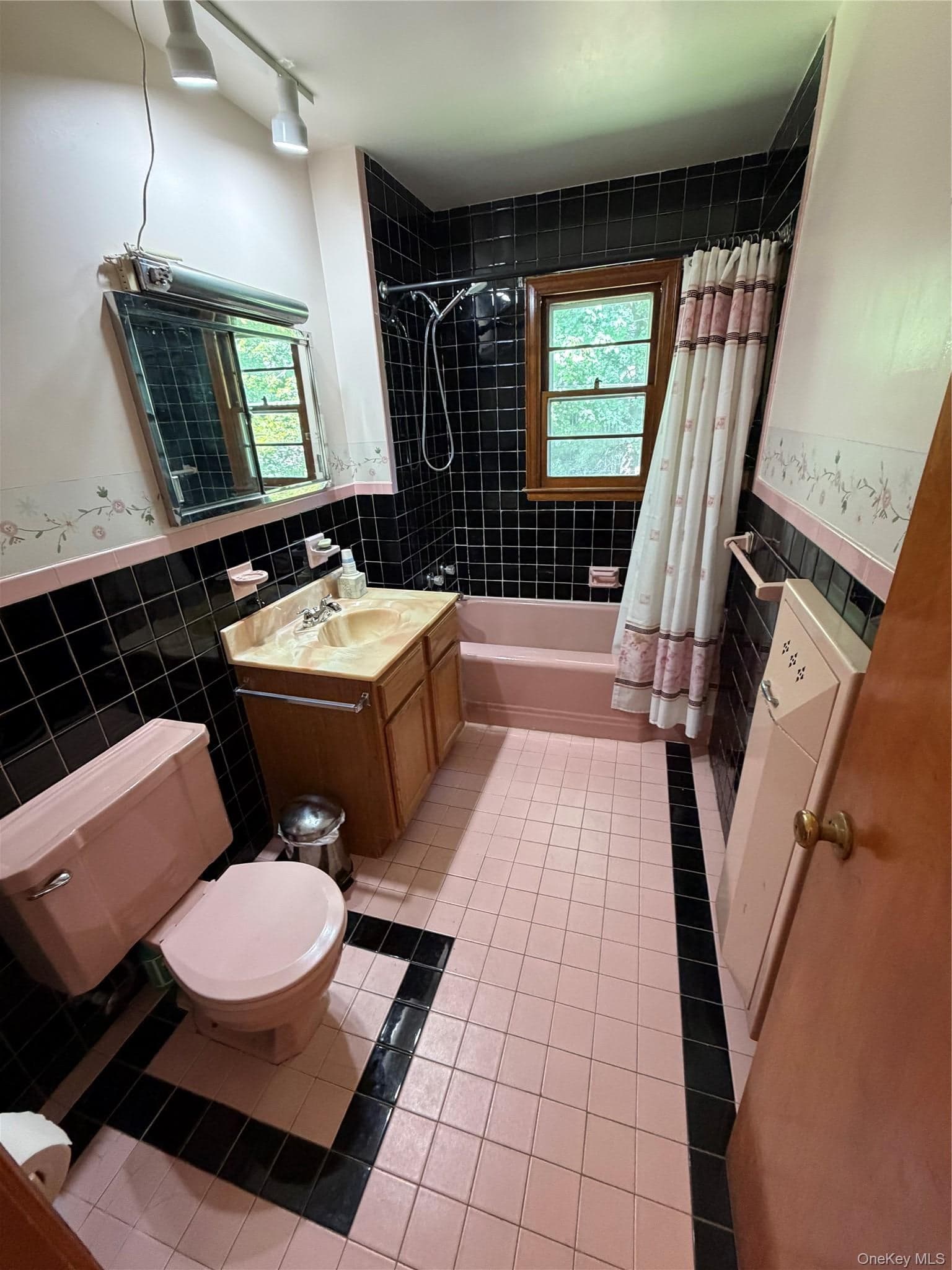 20 Hutchinson Road thumbnail 11